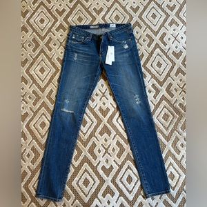 AG JEANS - NWT, NEVER WORN. SIZE 27.